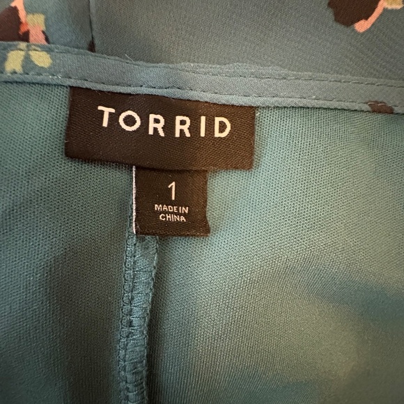TORRID HI-LOW DRESS SIZE 1 - Picture 8 of 8